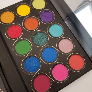 Romantic Beauty Midnight Silhouette Eyeshadow Palettes Bright Colors Matte #8874